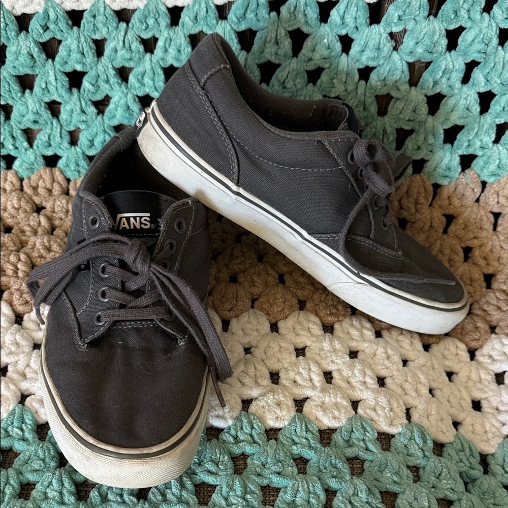 Vans Charcoal Gray Canvas Lace-Up Sneakers Tennis Shoes Men’s sz 7